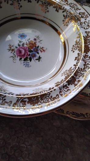 Alfred Meakin Golden Posy 22kr  Gold