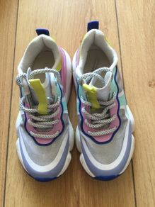 Girls ZARA trainers size 29