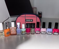 Nail Polishes, Strengtheners with Carry Case