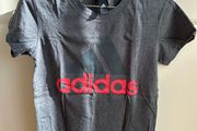 Adidas ladies women t-shirt, mint condition