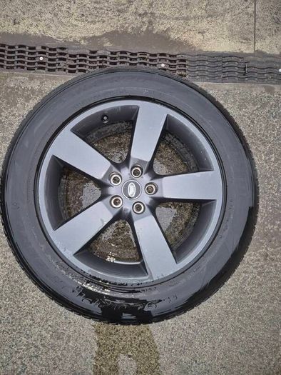Defender 20" Alloys and tyres as new