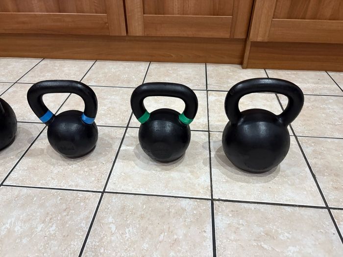Large 118kg Metal Kettlebell Collection, Cheap!!
