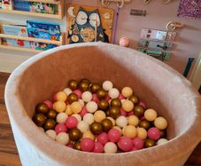 Ball pit