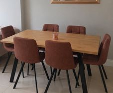 Harvey Norman Six Seater Dining Table. Excellent Condition.