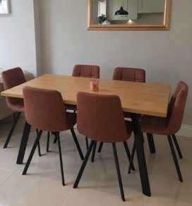 Harvey Norman Six Seater Dining Table. Excellent Condition.