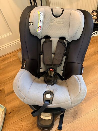 Rotating car seat 0-18kg Mountain Buggy Safe Rotate