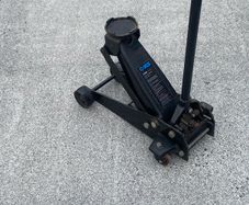 3 Tonne Trolley Jack