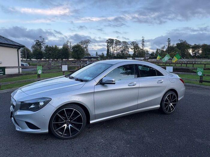 142 Mercedes Cla 220D