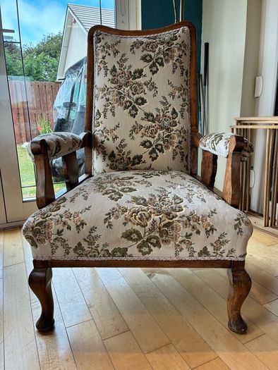 Reupholstered Vintage 3 Piece Suite & Chaise