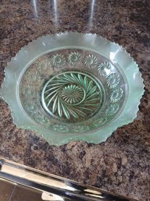 Vintage Bagley Green Clear and Frosted Glass Dessert/Fruit Serving Bowl