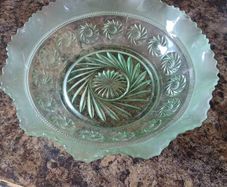 Vintage Bagley Green Clear and Frosted Glass Dessert/Fruit Serving Bowl