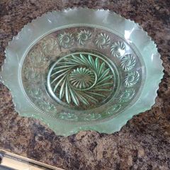 Vintage Bagley Green Clear and Frosted Glass Dessert/Fruit Serving Bowl