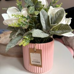artifical flowers