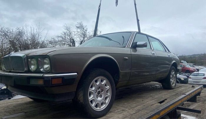 Xj40 and x300 breaking