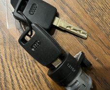 Audi RS4 A6 A8 Ignition Switch & 2 New Keys 4D0905855G New Genuine Audi part