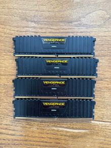 Corsair Vengeance LPX 32GB DDR4 RAM Kit (4x8GB Sticks)