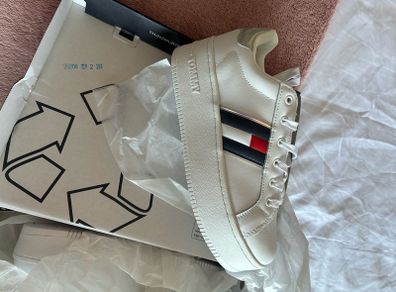 BNIB Tommy Hilfiger Platform Trainers
