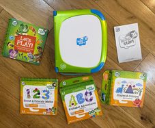 Leapfrog Leapstart 3D interactive with books