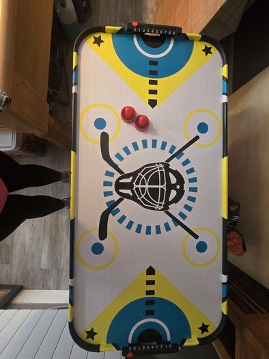 air hockey  table