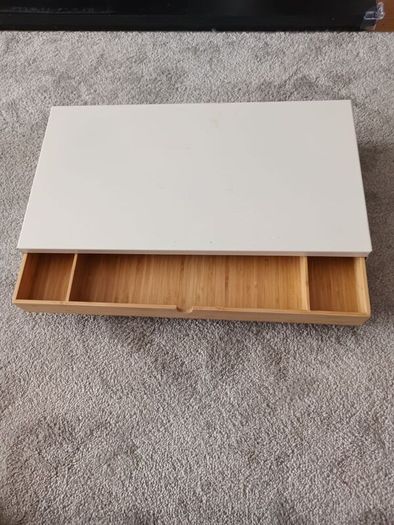 Monitor stand