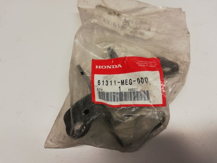 Honda Shadow 750 Headlight bracket brand new