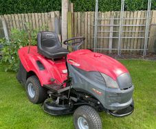Castlegarden ride on mower