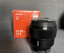 Sony SEL-85F18 Portrait Lens