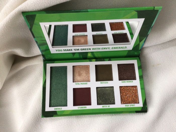 bh Emerald for May 7 Color Shadow Palette