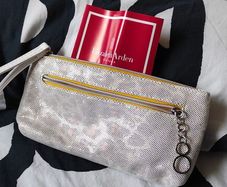 Elizabeth Arden makeup bag. Brand New.