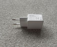 Genuine SUNUN SA68-050100V , 5V , 1A , 5W USB Power AC Adapter - EU Plug - White