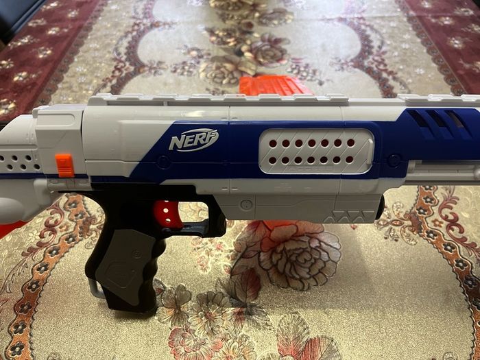 Nerf gun toy