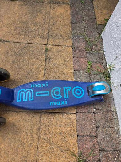 Maxi micro scooter blue 3 wheels