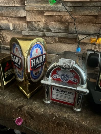Pub fonts