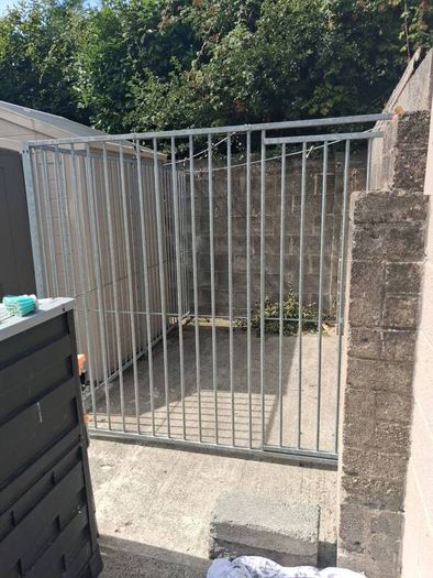 galvanised dog pen