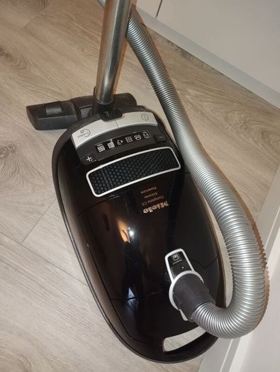 Miele Vacuum cleaner