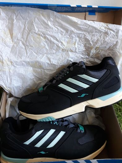 Adidas ZX 4000 Torsion UK-8/EUR-42 EE4763 Core Black/Ice Mint/Carbon-2019