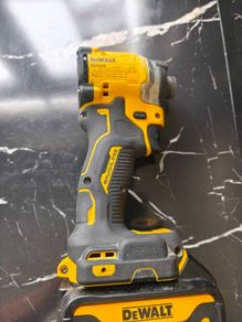 DeWalt impactor