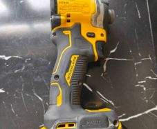 DeWalt impactor