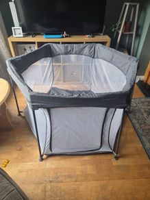Play pen