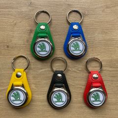 Brand new synthetic leather Skoda keyring with shopping trolley token/coin