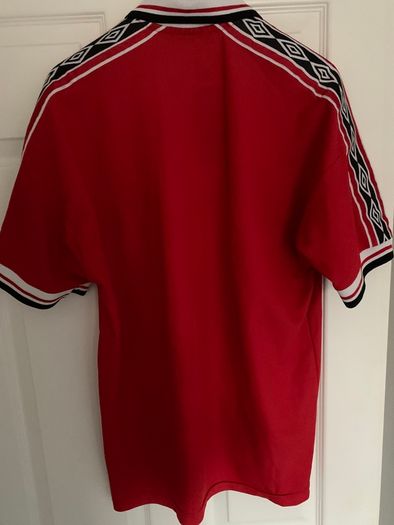 Man Utd 1998-99 jersey