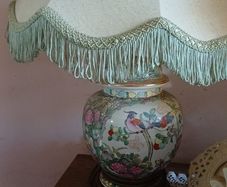 Beautiful Vintage Chinese-style Porcelain Table Lamp With Fringed Shade