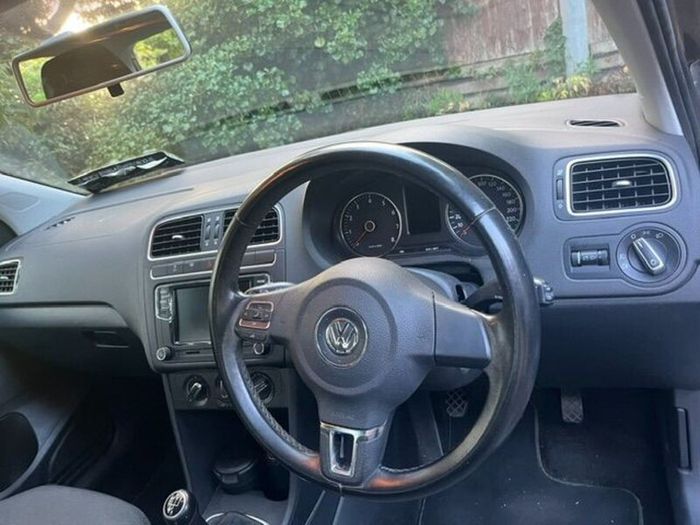 Volkswagen Polo 2012 Comfortline, Carplay/Android