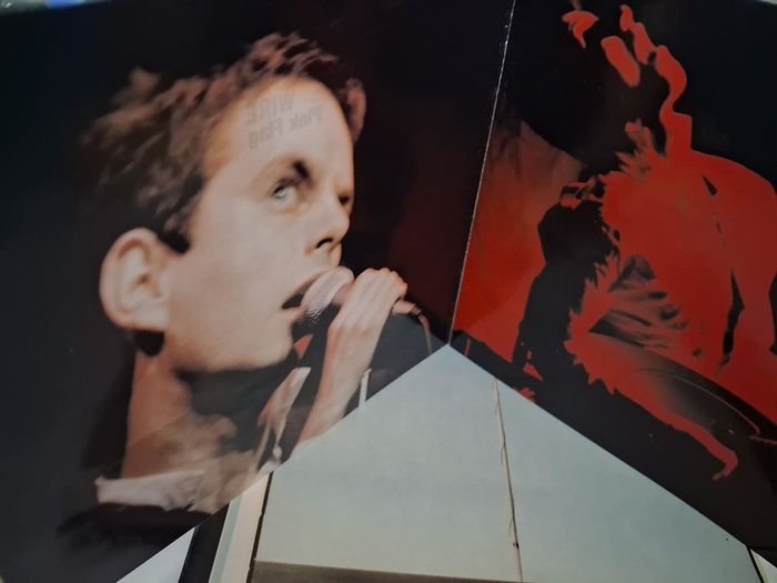 Wire - Pink Flag