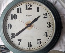 Hammond factory clock '70s vintage