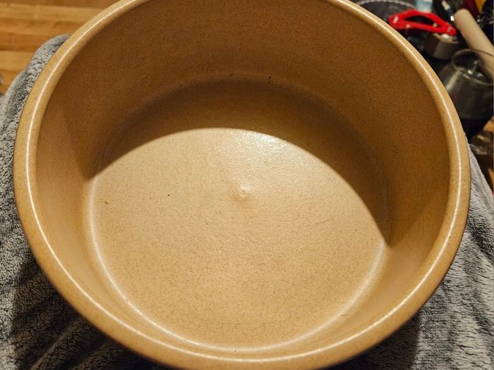 2 Kitchen Bowls