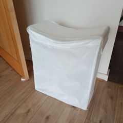 Laundry bag with stand