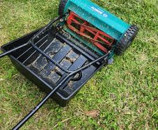 Lawnmower