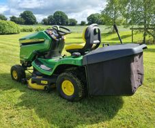 John Deere X350R ride on lawn mower