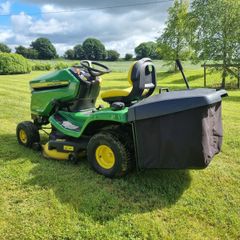 John Deere X350R ride on lawn mower